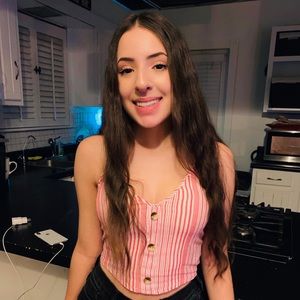 Meet your Posher, Annabella